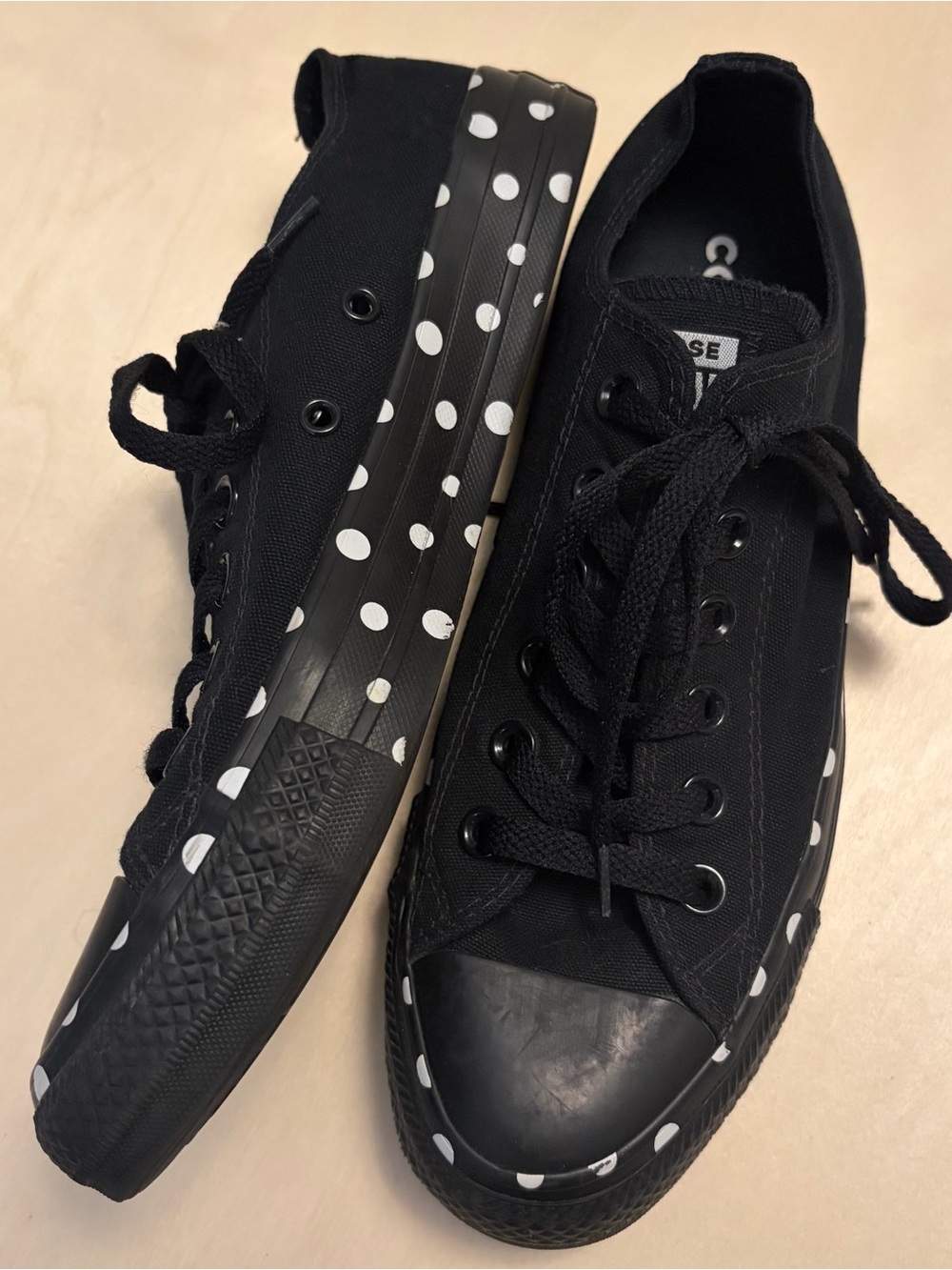 Women’s Black Low-Top Converse All-Star Sneakers with White Polka Dots, Size 8